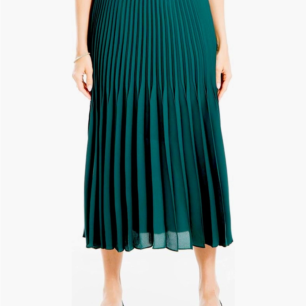 NWT Max Studio Women's Elastic High Waisted Long Casual Flare Pleated Midi Skirt